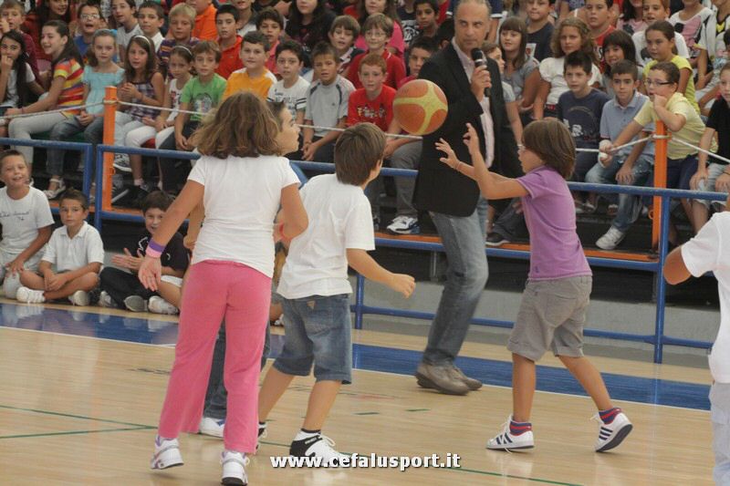 110924 basket 014_tn.jpg